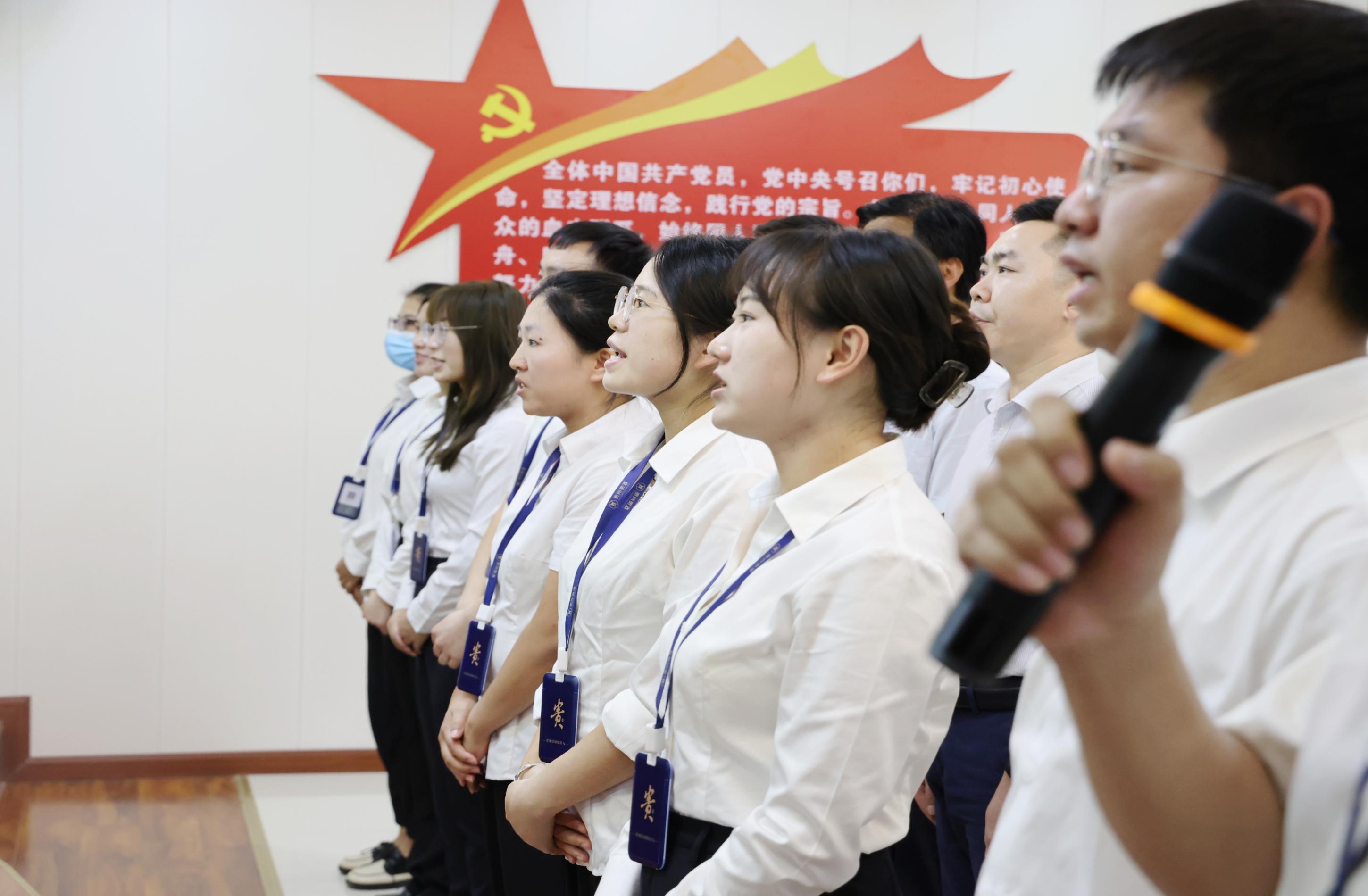 79071278.jpg 79071278.jpg